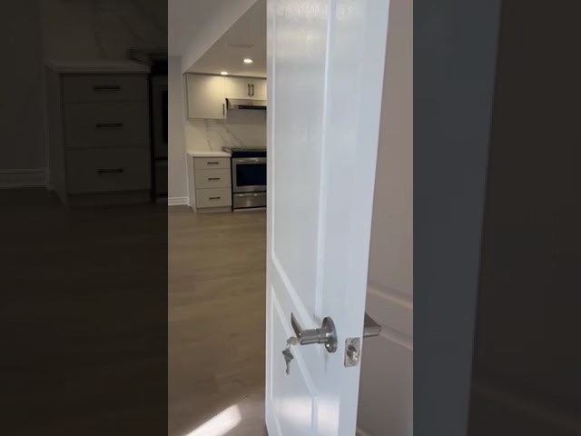 BEAUTIFUL 2 BEDS 1 BATH LEGAL BASEMENT FOR RENT IN GEORGETOWN. in Long Term Rentals in Oakville / Halton Region