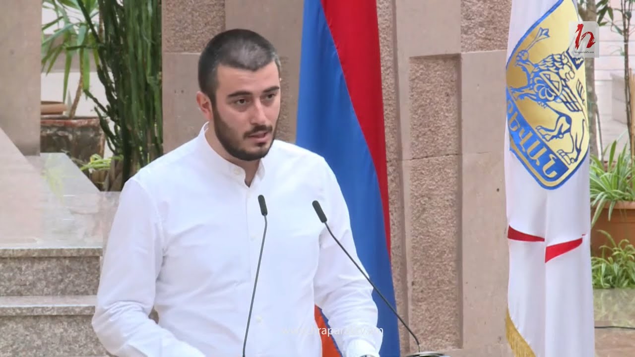 Դուք մի հատ մեծ հիվանդություն եք տվել էս քաղաքին. Սամվել Հակոբյան