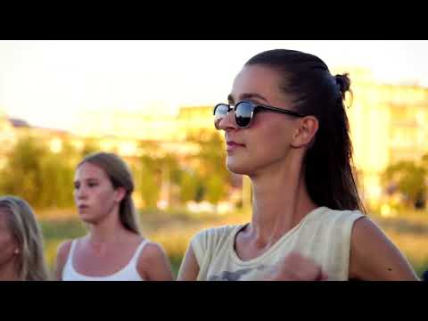 Charmey Performance in France road, clips, original cut