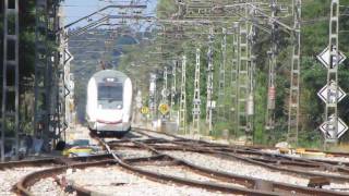 preview picture of video 'Renfe Spain Spanish Portbou-Barcelona Zug Eisenbahn Rail Spanien Media Distancia S252 locomotora'