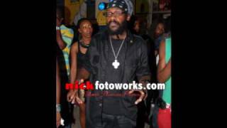 Tarrus Riley - Get Power From Pain (Give Thanks Riddim) [Cash Flow PROD] April 2010