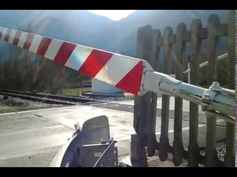 Passaggio a livello Piè di Moggio (RI)// level crossing