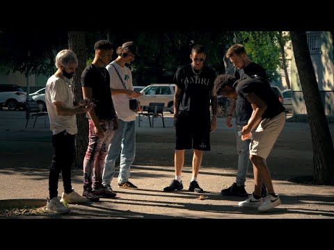Miniatura de Gang Outside