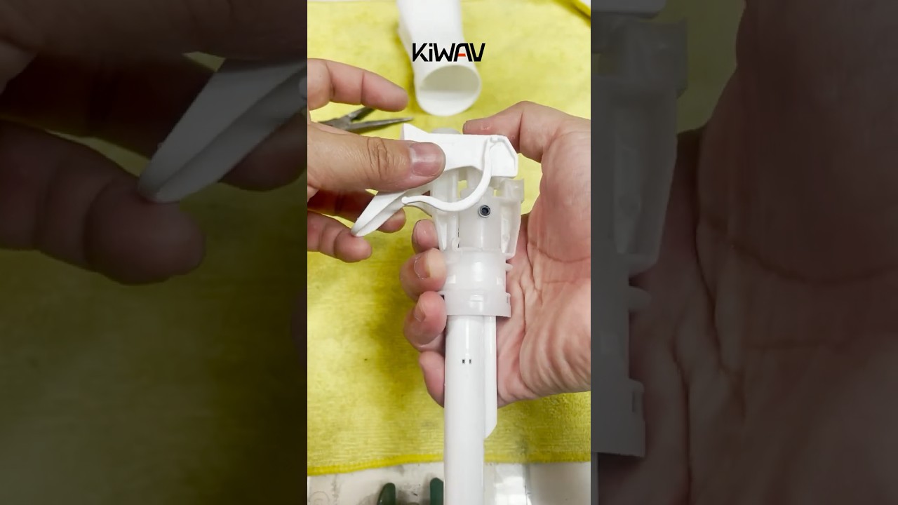 Fixing a clogged continuous spray bottle: Easy DIY cleaning & maintenance tips for perfect misting