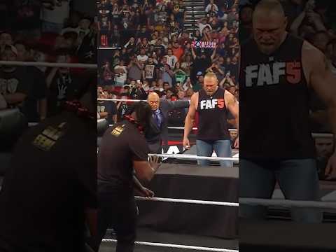 Guess this is how we’re doing things now! 💥 #WWERaw