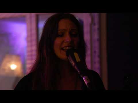 Lenhart Tapes & Tijana Stanković live on Audio uspomene, Studio Krava 22, Belgrade