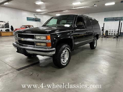 1999 Chevrolet Suburban (CC-1682152) for sale in Holland , Michigan