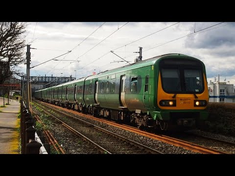 Irish Rail 29000 class Commuter train 29410 - Dún Laoghaire Harbour, Dublin.