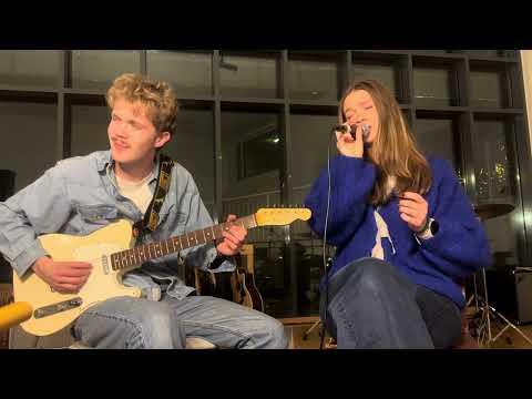 Life According To Raechel (Madison Cunningham)