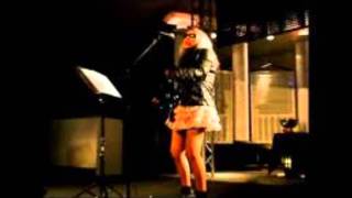 Baby can i hold you tonight-Loredana Bertè live 1988
