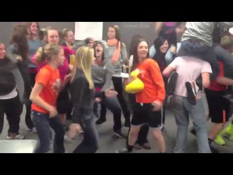 8th grade class harlem shake