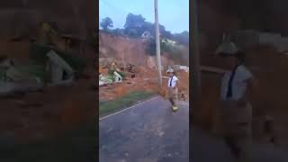 Ruta a la Ciudad capital Bloqueada por derrumbe  en el Kilómetro 24 de Carretera a El Salvador