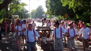 preview picture of video '2011 Edgartown 4th of July Parade'