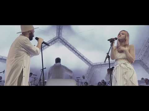 Woodkid feat. Elle Fanning - Never Let You Down - Live at Montreux 15.07.2016