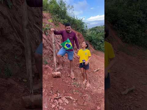 O Brasil é forte😅 #youtubeshorts #viralvideo #funny #shorts #short #viral #fyp