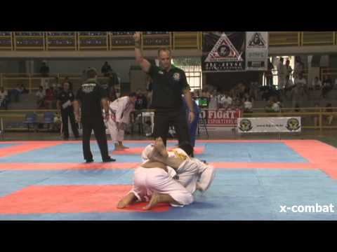 PANAMERICANO X-COMBAT 2012 - Vinícius Ferraz x Fernando Santiago by X-COMBAT