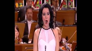 Angela Gheorghiu - O Holy Night HD (Minuit Chretiens or Cantique de Noël)