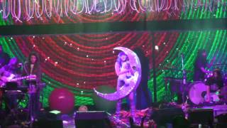 Miley Cyrus & Her Dead Pets - Space Boots (Philadelphia,Pa) 12.5.15