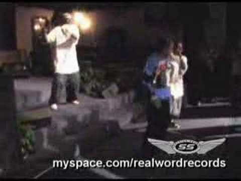 Lil Prophet Performing "Make 'em Lean"