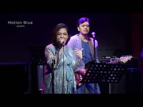 Sunday Afternoon - I Will Survive with Lyrics (Gloria Gaynor)