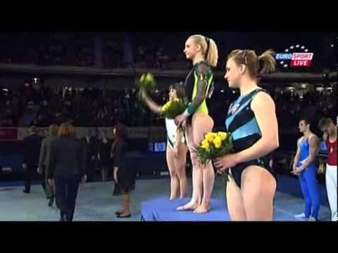 Sandra Izbasa - 2011 European Vault Champ (podium Ceremony)