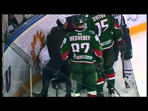 KHL: Das dreckigste Foul 2013 [Video aus YouTube]