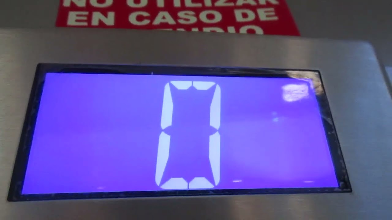 Otis Gen2 Life lift at El Saler shopping centre