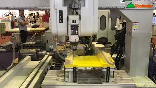 MÁY CNC CHUYỂN ĐỘNG 5 HƯỚNG TRỤC WOODMASTER - MÁY CNC 5 AXIS THAY DAO TỰ ĐỘNG