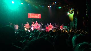 Me First and the Gimme Gimmes - All My Lovin'