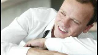 Gigi D'Alessio-Vattene Via