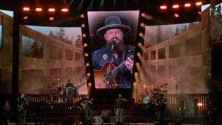 Zac Brown Band - As She&#39;s Walking Away (Live 5-12-17)