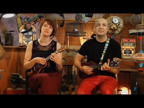 Ukulollo and Charlotte  - The Spin