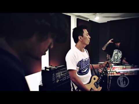 Pilosopo - Loonie feat Smugglaz Tower Sessions