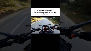 Download lagu Ini akan membuatmu sedih 😢 #bersepeda #kutipan #celanapendek #celanapendektrending mp3