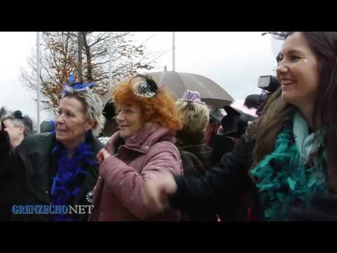 Karneval 2017 - Altweiber am Gemeindehaus in Bütgenbach