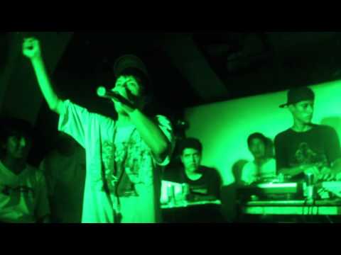 4os4: Stick ✓ vs Creativo - Rap Is War ► Video Oficial ◄