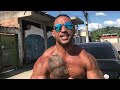 Muscle worship huge flex men