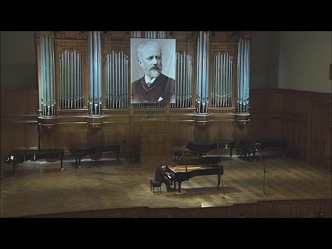 Seong-Jin Cho - Tchaikovsky Dumka, Op. 59 (2011)