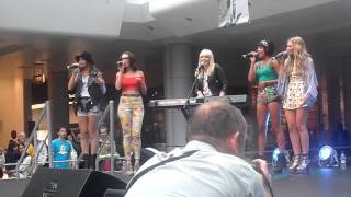 Parade - Ticking On It (Perfume Signing)