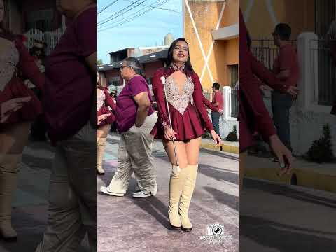 hermosa cachiporrista de la banda musical de BERLIN usulutan