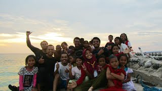 preview picture of video 'Pembawa Senyum Anak Pesisir - Sikola Cendekia Pesisir'