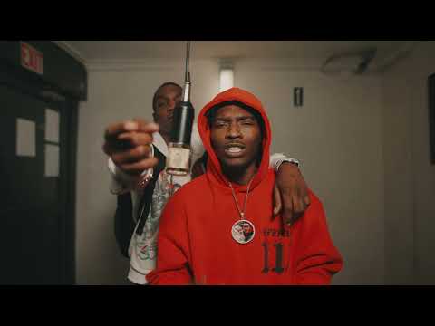 Curly B - Talk Of The Town (Mic Check Live Performance) | Shot by @CHDENT