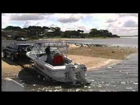 Launching at Boat Ramps tips Melbourne | Boatschool