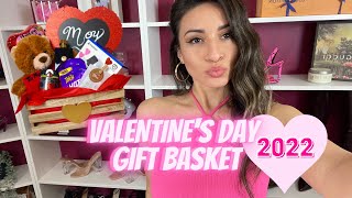 MAKING MY BOYFRIEND A VALENTINE'S DAY GIFT BASKET | + DIYS & WHAT I GOT HIM!