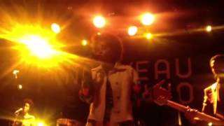 Solange - Crush live (musicfeelings.net)