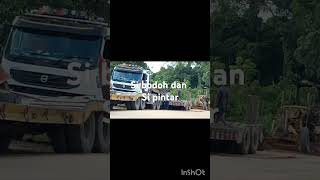 Download lagu Si bodoh dan si pintar mp3