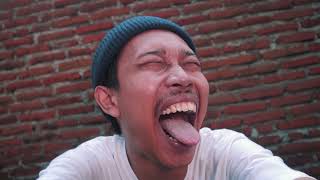 Download lagu MINGGIR-MINGGIR mp3