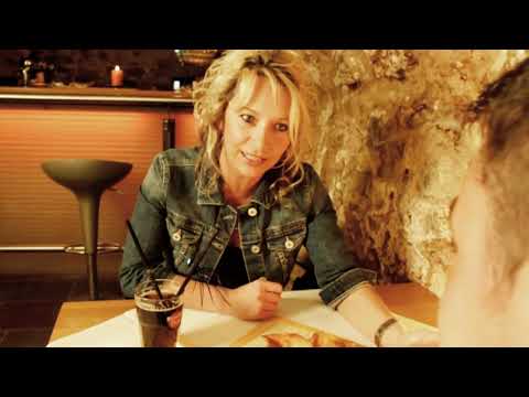 Du Liebst Sie Doch Immer Noch - Angelika Martin