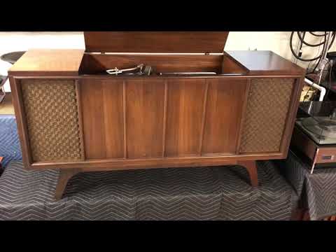 The Roxy by GE, Stereo Console