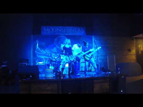 Arch Angel covers "Summer of 69" at Mooshiners Braselton 9 14 19